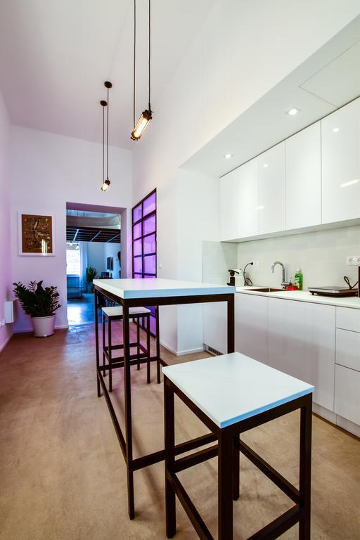 K89 Designer Studio Budapest Luaran gambar